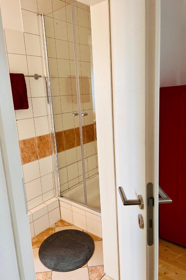 Kuschelige Helle Ferienwohnung Gotha Luaran gambar